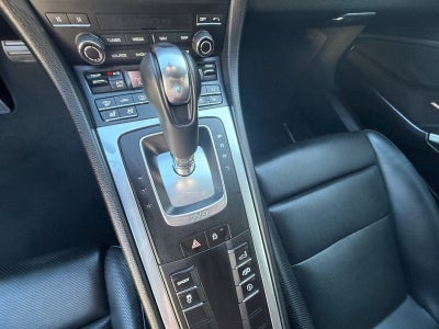 2025 Porsche 718 Cayman Style Edition