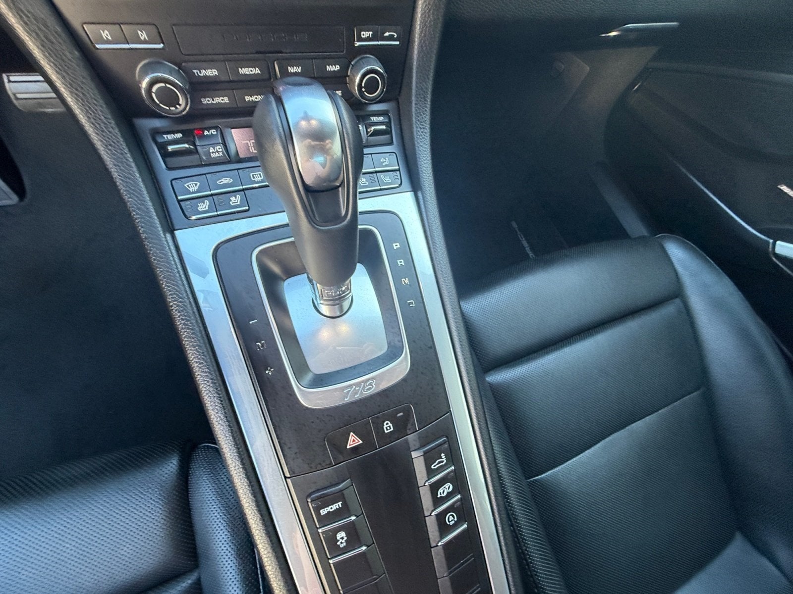 2025 Porsche 718 Cayman Style Edition