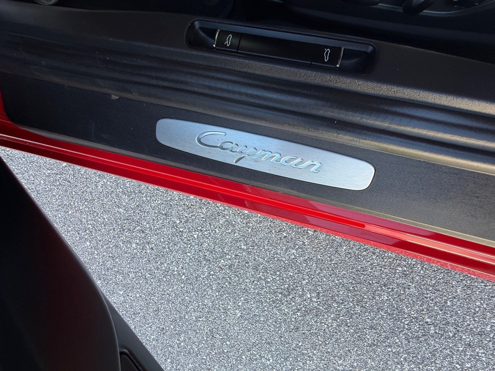 2025 Porsche 718 Cayman Style Edition