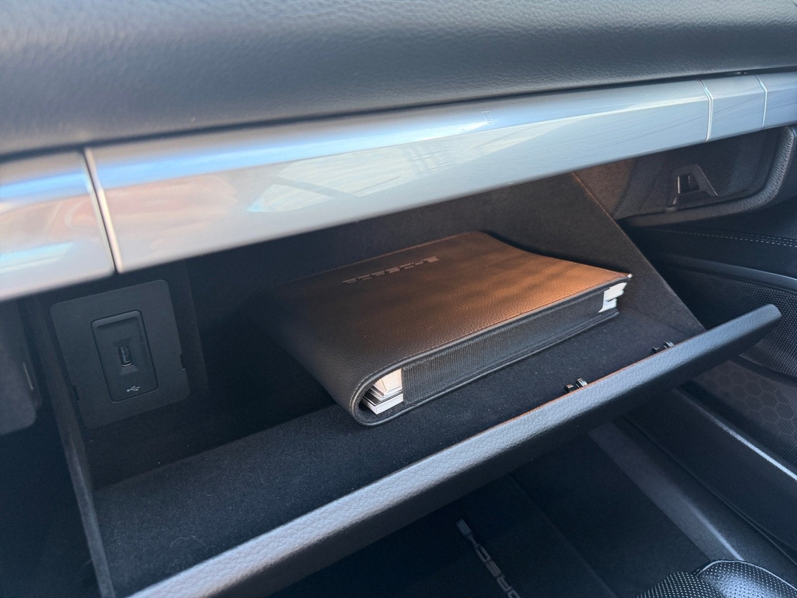 2025 Porsche 718 Cayman Style Edition