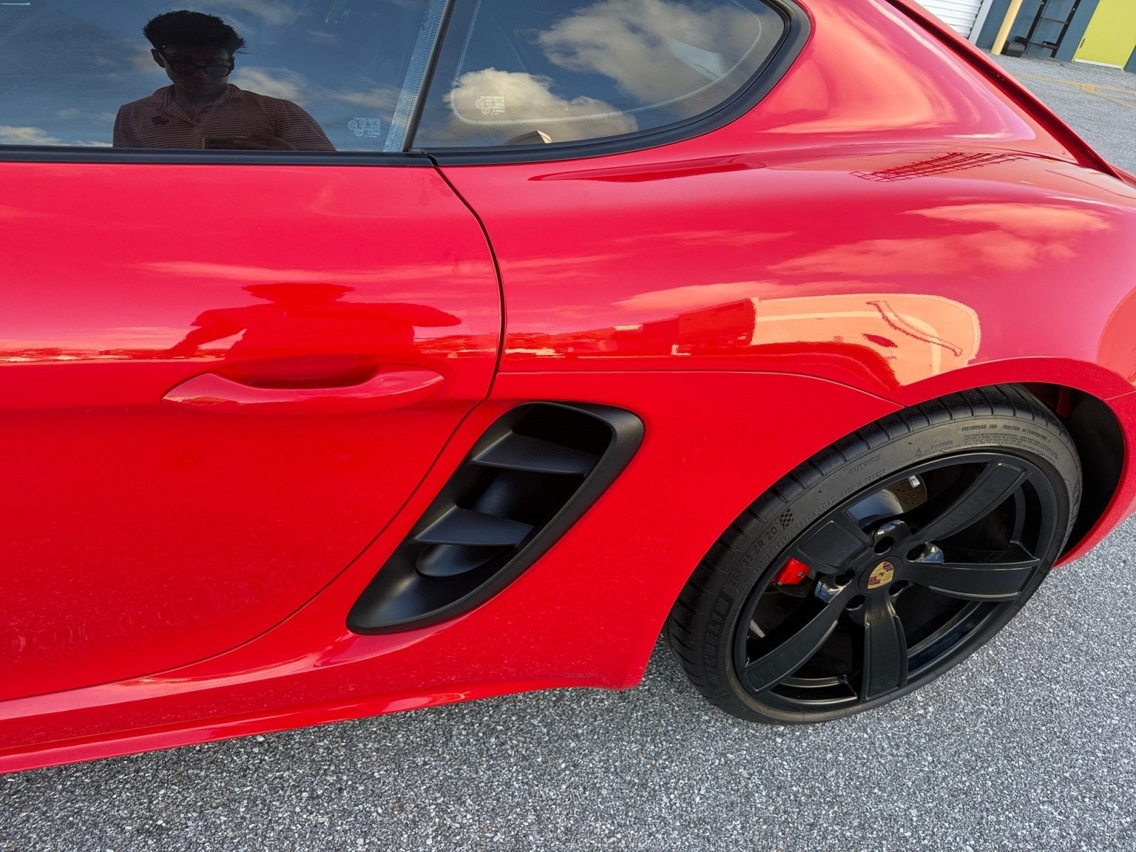 2025 Porsche 718 Cayman Style Edition