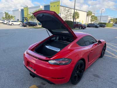 2025 Porsche 718 Cayman Style Edition