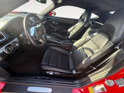 2025 Porsche 718 Cayman Style Edition