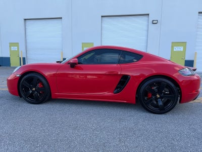 2025 Porsche 718 Cayman Style Edition