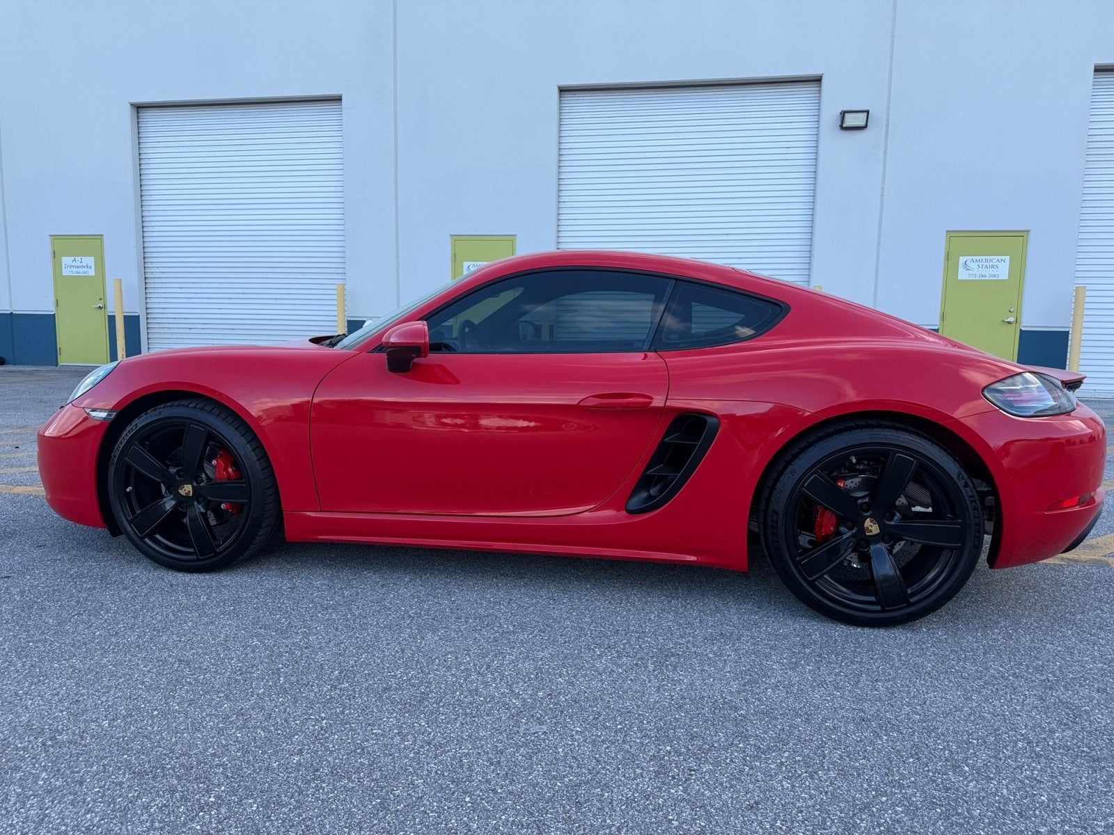 2025 Porsche 718 Cayman Style Edition