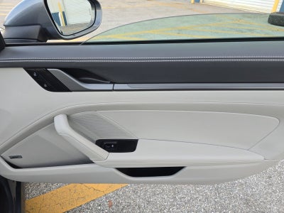 2025 Porsche 911 Carrera