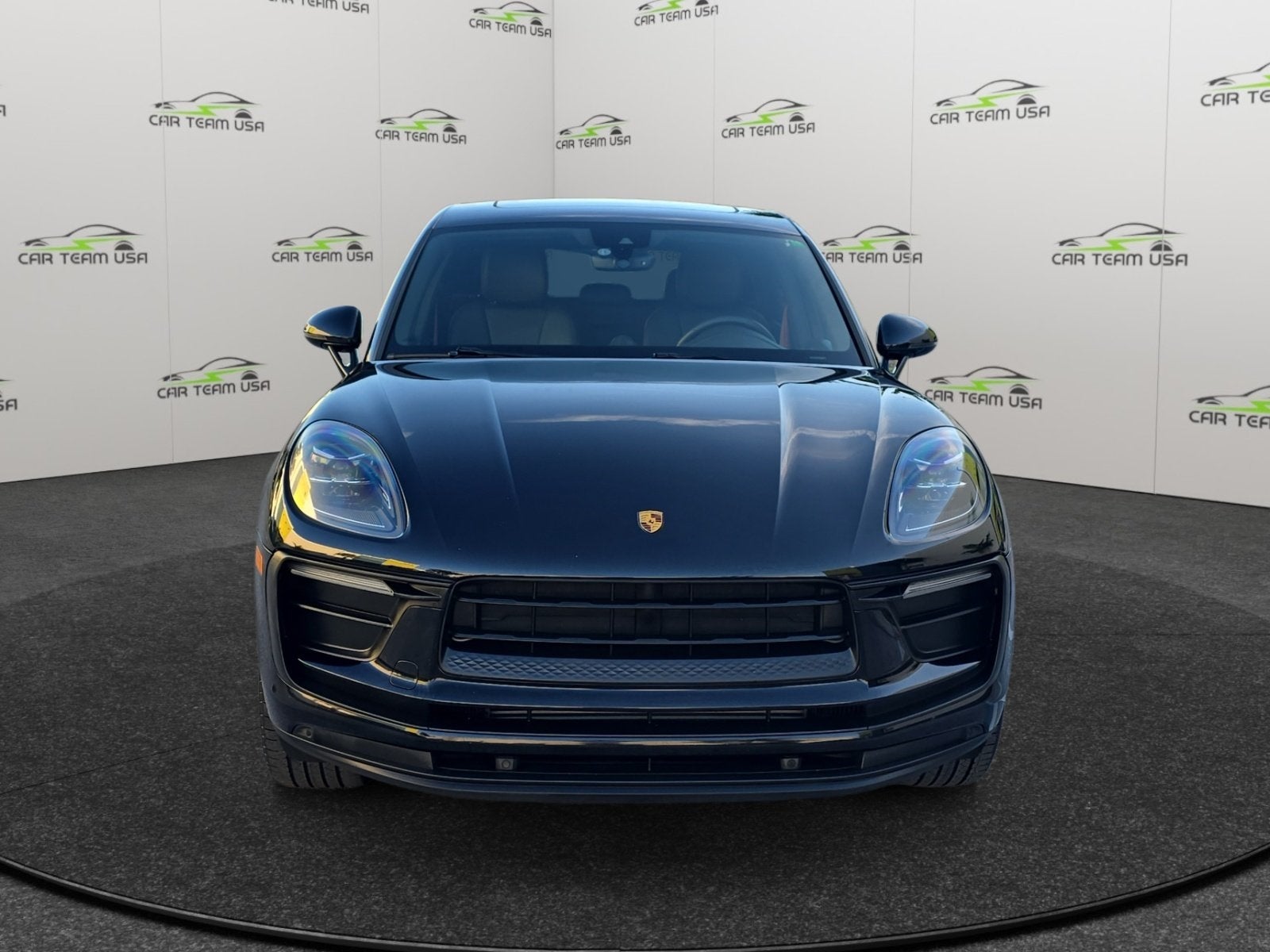 2022 Porsche Macan Base