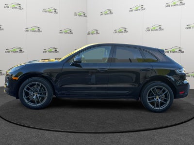 2022 Porsche Macan Base