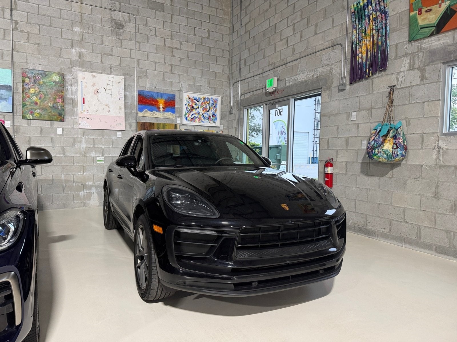 2022 Porsche Macan Base