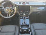 2022 Porsche Macan Base