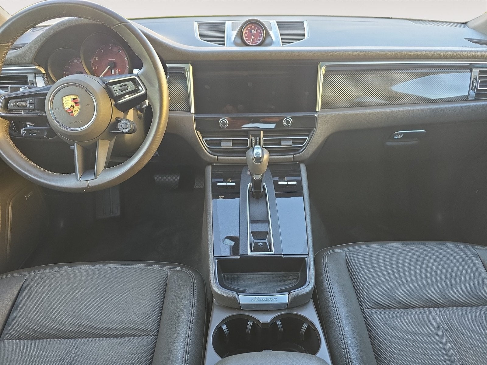 2022 Porsche Macan Base