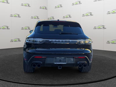 2022 Porsche Macan Base