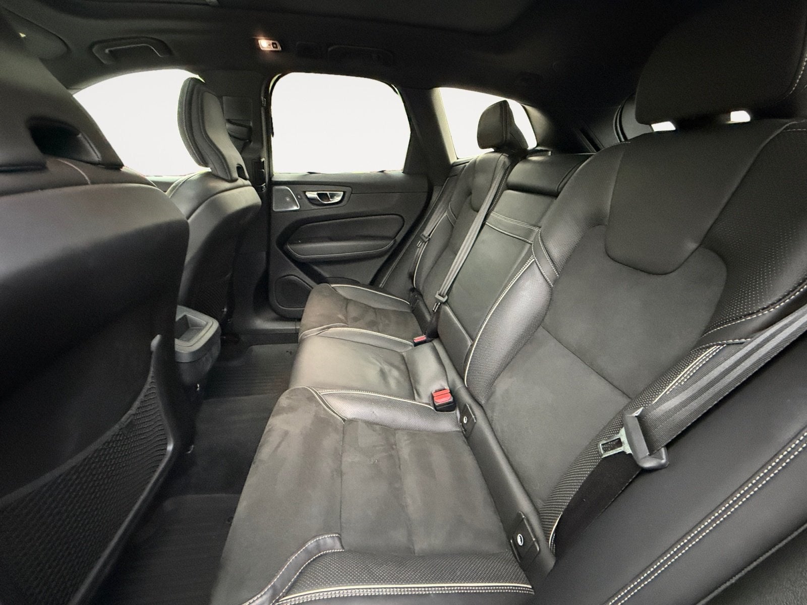 2019 Volvo XC60 T6 R-Design