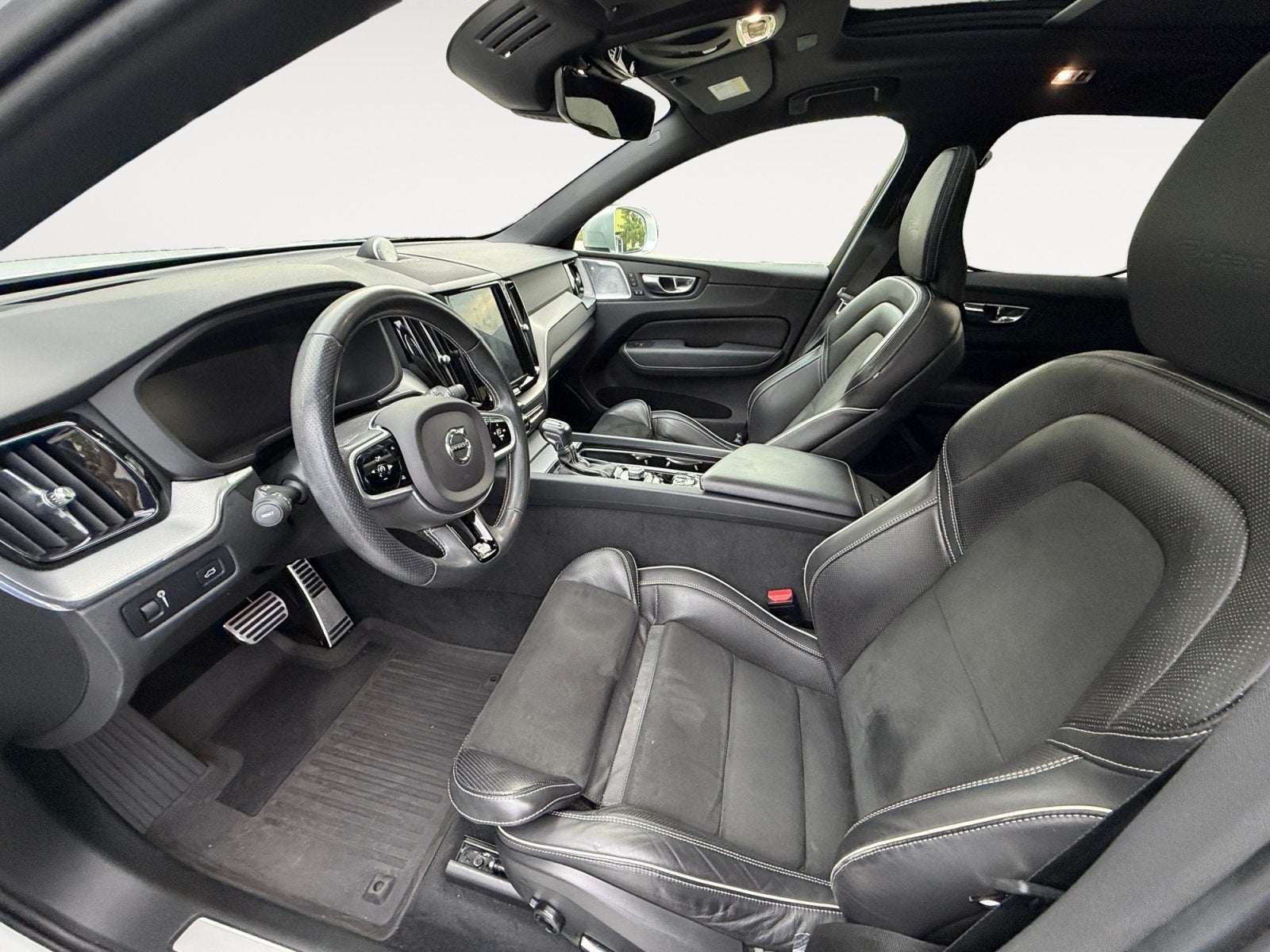 2019 Volvo XC60 T6 R-Design