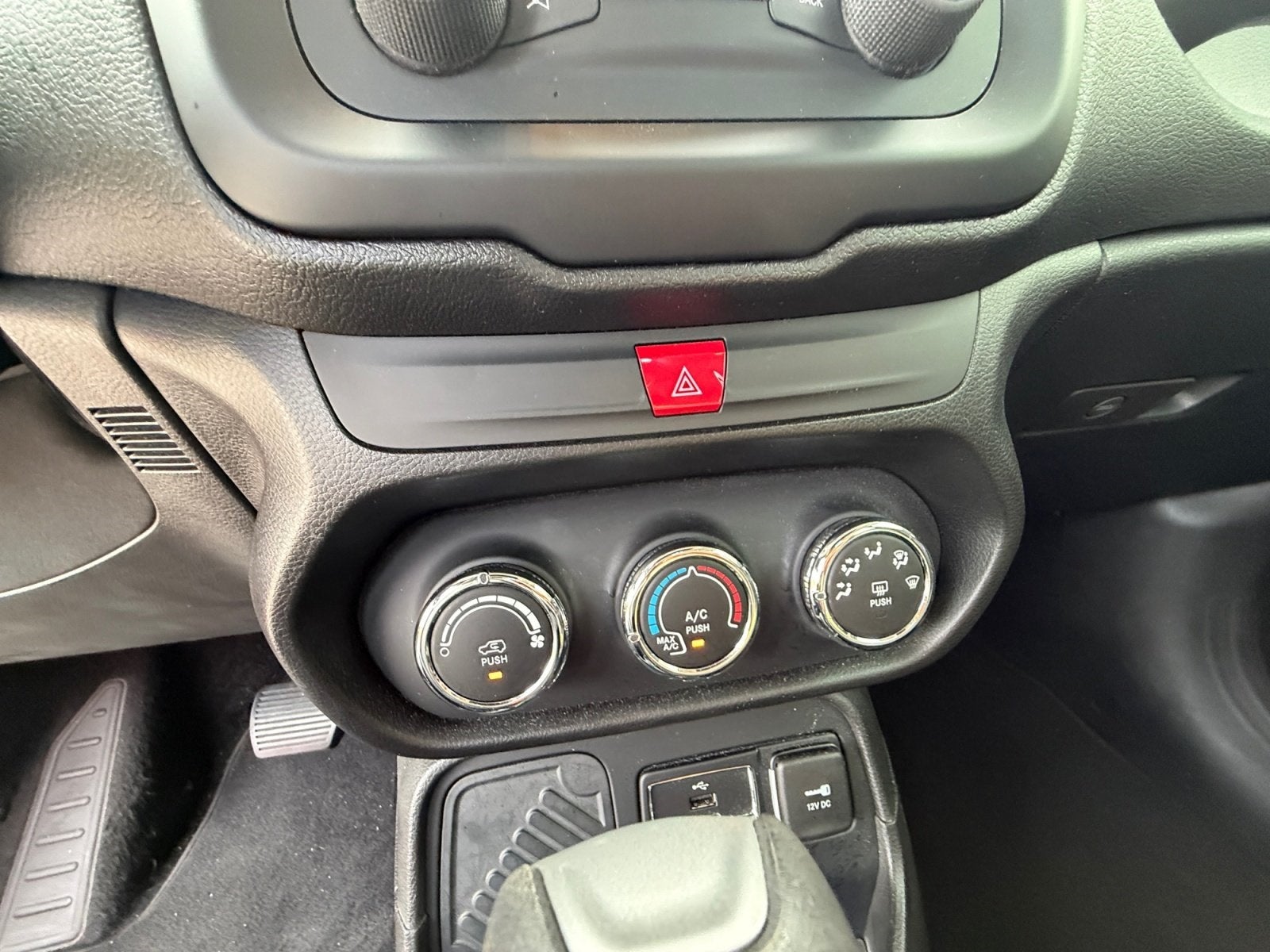 2017 Jeep Renegade Altitude