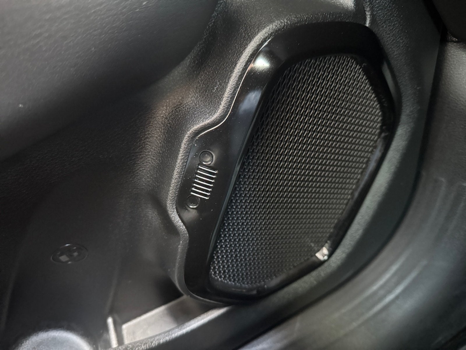 2017 Jeep Renegade Altitude